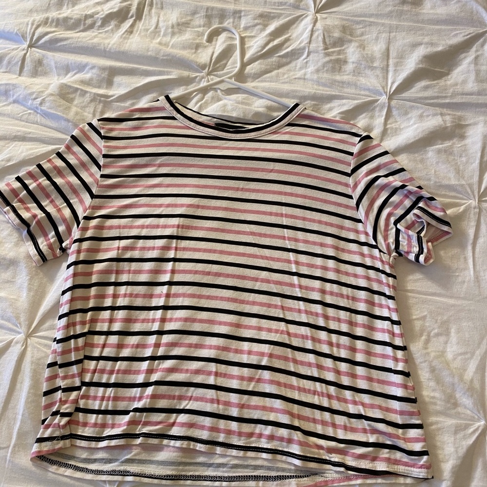 Tee shirt
